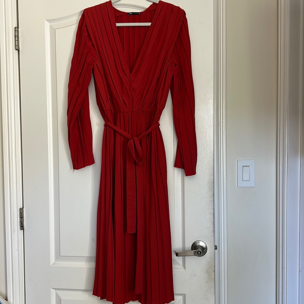 Pleated midi dress